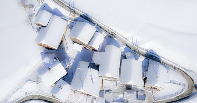 Budowa domu zimowego - izolacja i ogrzewanie w 2026 roku