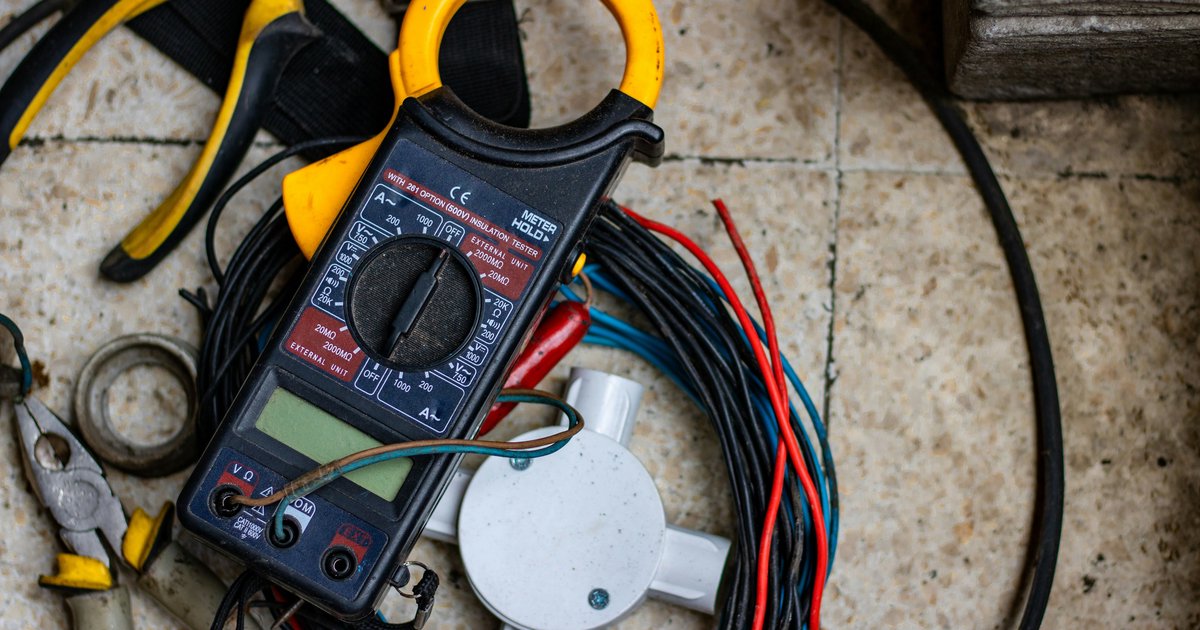 Odbiór instalacji elektrycznej przez nadzór budowlany