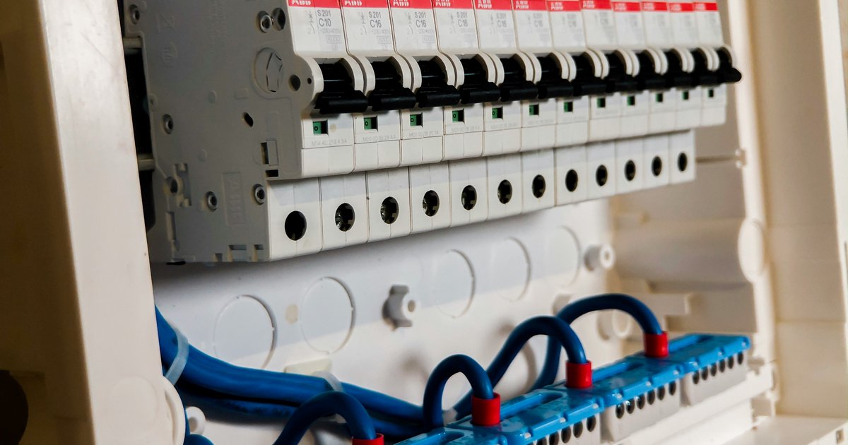 Instalacja elektryczna w domu - ile obwodów naprawdę potrzebujesz?